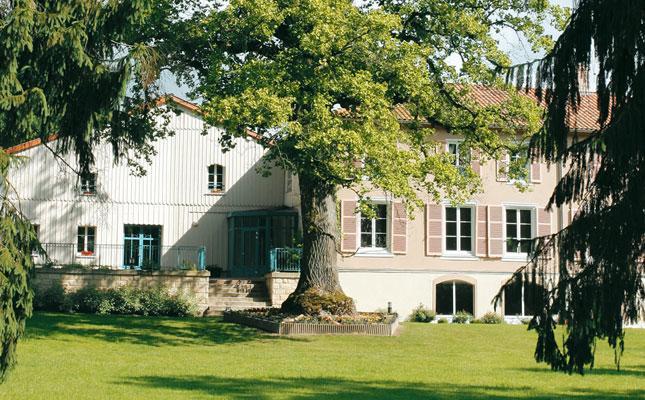 Logis - Restaurant Le Tulipier Hotel